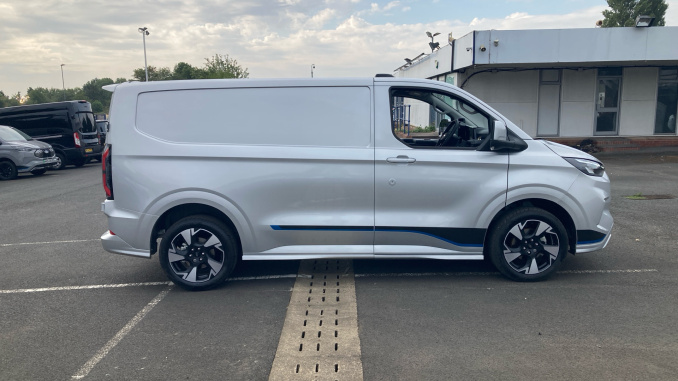 Ford Transit Custom 320 L1 Diesel Awd 2.0 EcoBlue 170ps H1 Van Sport Auto - Image 9